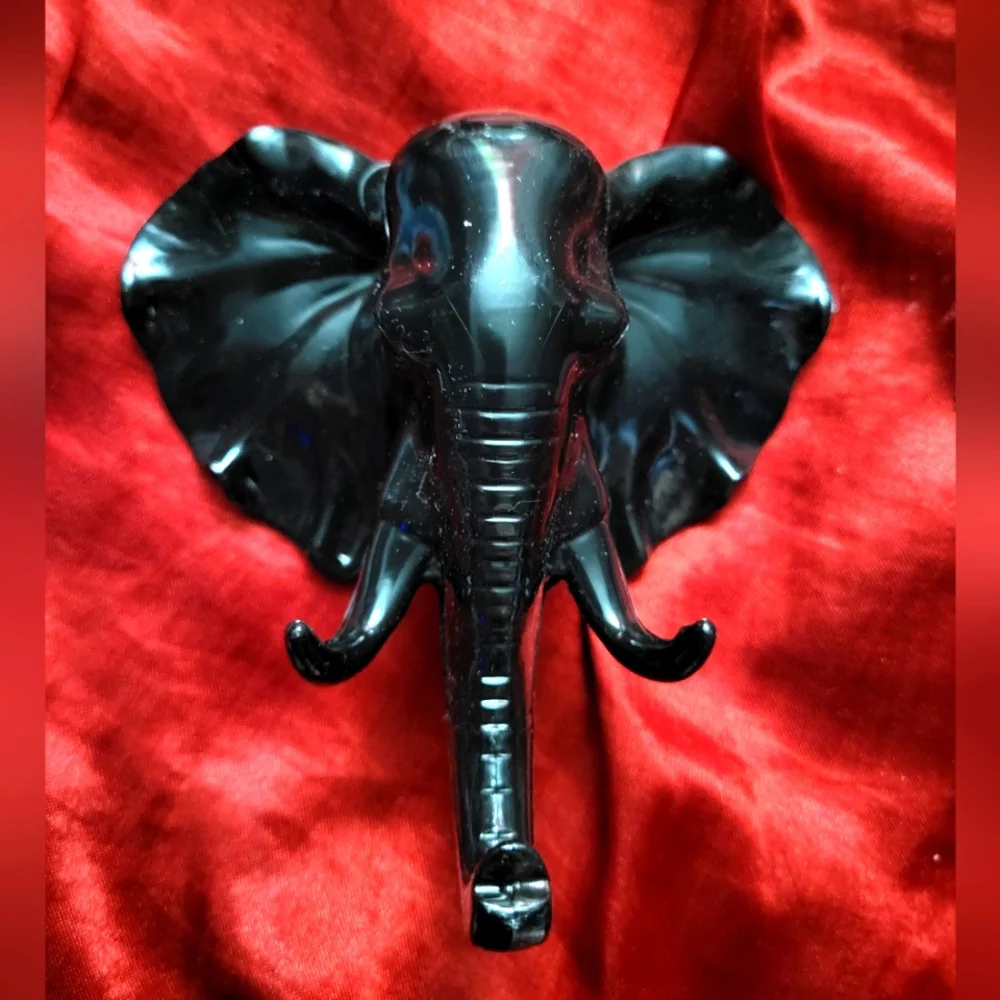 2pk Elephant plastic hook
